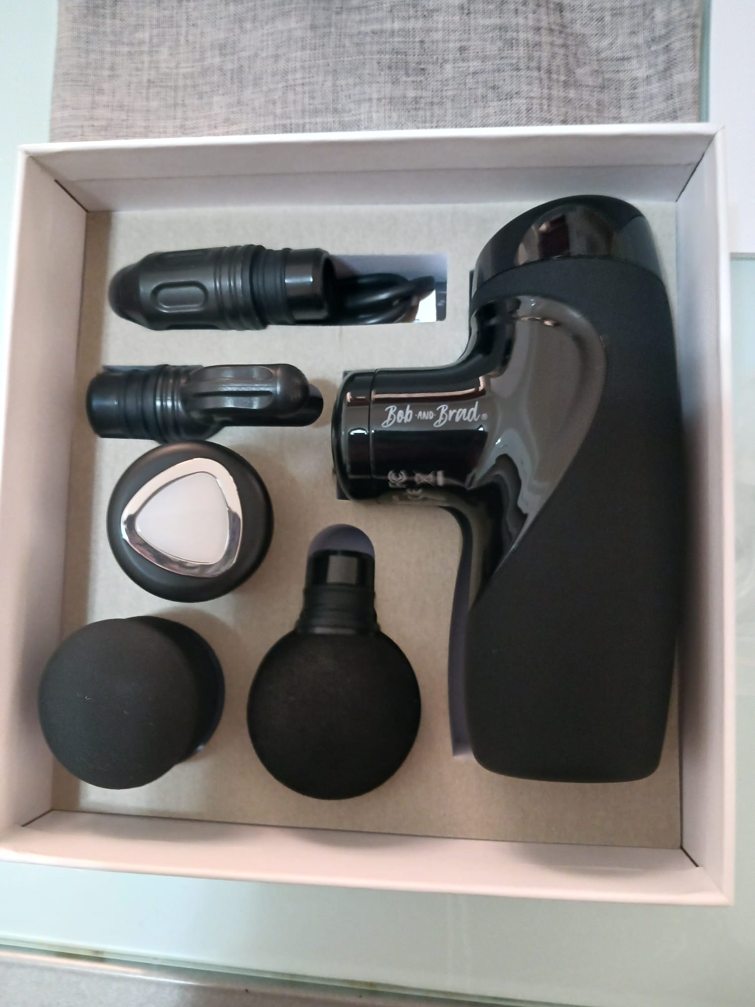 brad plus Bob and Brad M7 Plus: il massaggiatore portatile con percussione a calore terapeutico